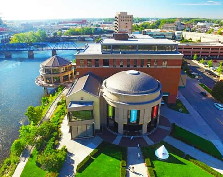 Grand Rapids Public Museum