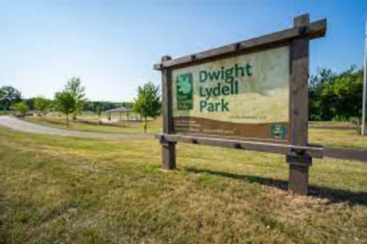 Dwight Lydell Park