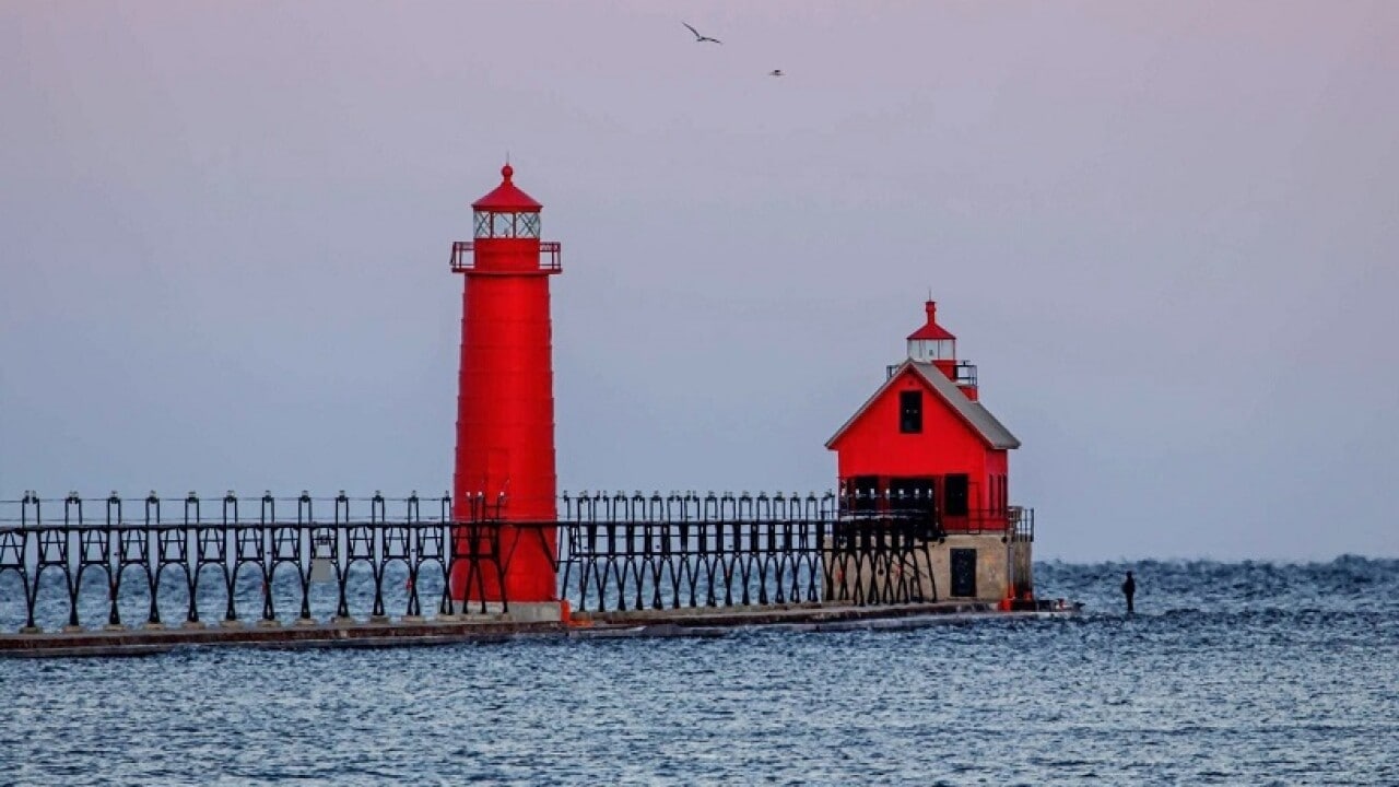 Grand Haven South Pierhead Outer Lighthouse