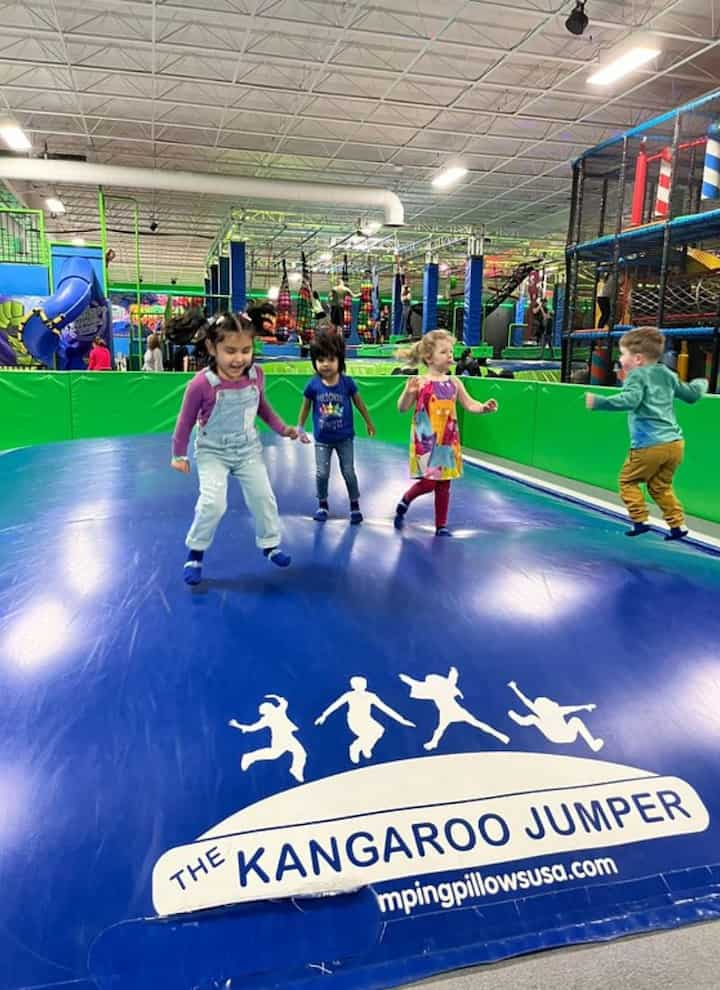 Rebounderz Grand Rapids Indoor Trampoline and Adventure Park