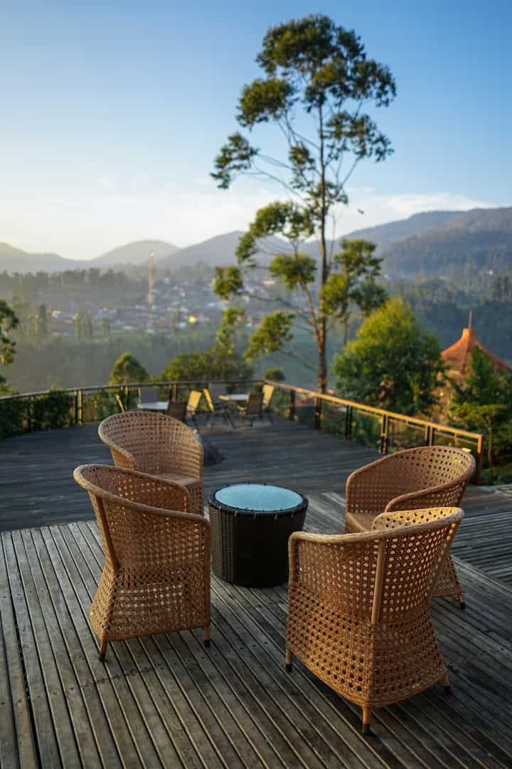 deck builder grand haven fikri rasyid UuqoZuqRsOA unsplash scaled